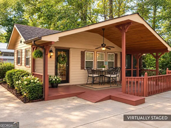 87 Maple Wood Ln, Cleveland, GA 30528