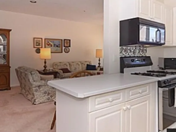910 Burgundy Way #910, Wayne, NJ 07470