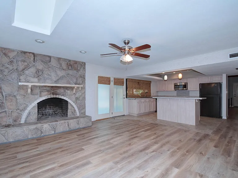 3201 Christie Cir — Photo 9
