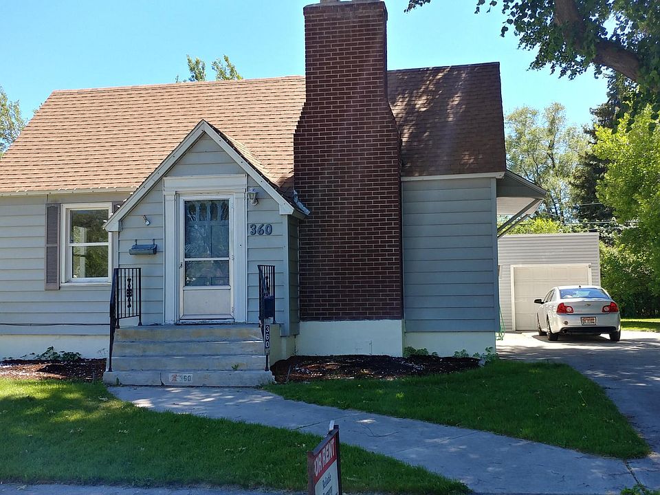 2nd image of 360 E 19th St