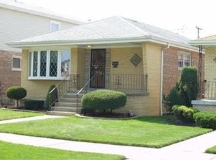 8518 S Kolin Ave, Chicago, IL 60652