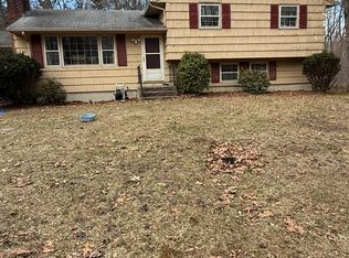 139 Winthrop Rd, Westbrook, CT 06498