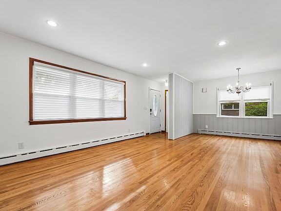 5th image of 383 Closter Dock Rd