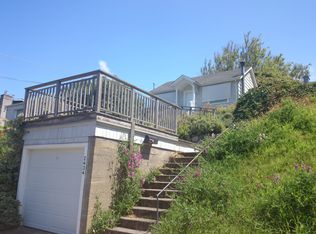 2434 29th Ave W, Seattle, WA 98199