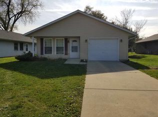 3312 Gilbert Ave, Rockford, IL 61101