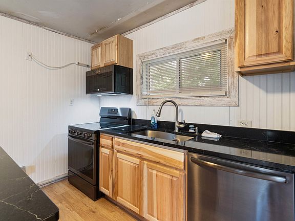 5th image of 411 21st St