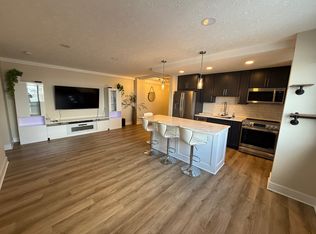 11720 Edgewater Dr APT 417, Lakewood, OH 44107