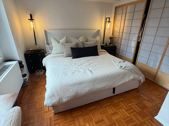 4th image of 140 Charles St APT 5E