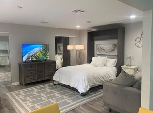 145 S La Peer Dr, Beverly Hills, CA 90211