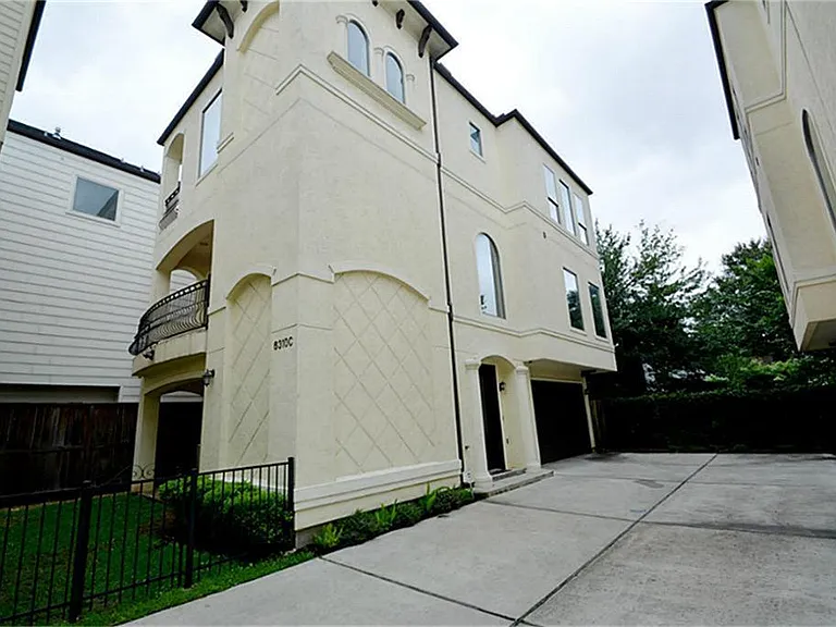 6310 Hamman St #C — Photo 2