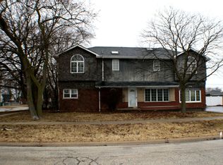7958 Nashville Ave, Burbank, IL 60459