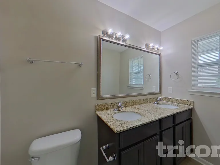 344 Longfellows Ln — Photo 7