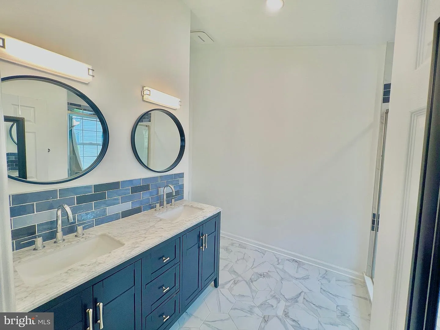 3 bed, 1679 sqft, $3,000 — Photo 4