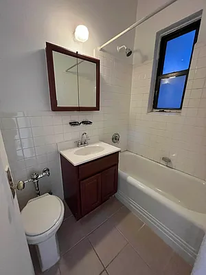 Rented by Station Cities | media 9