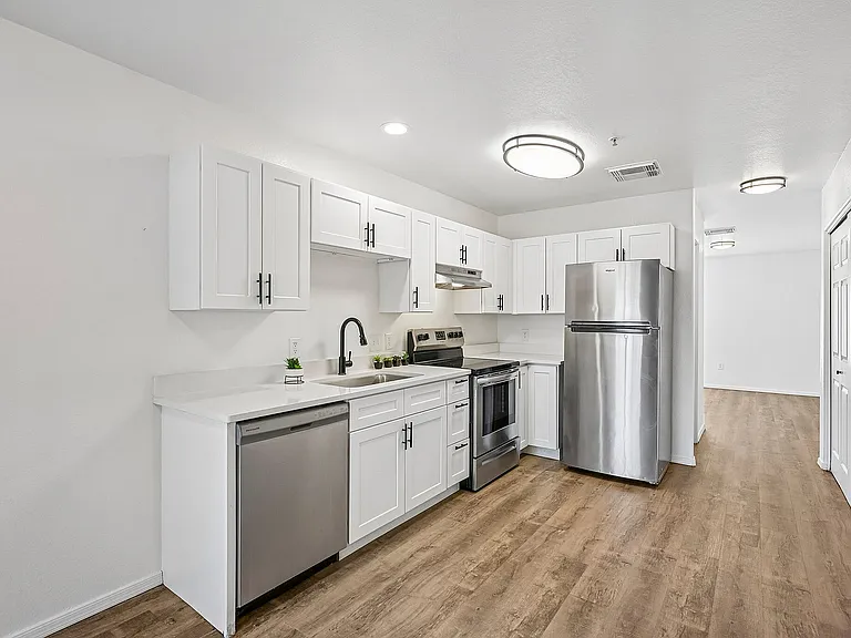 Town Square Townhomes Kitchen
