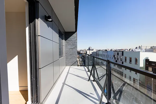 Rented by Oxford Property Group | media 13