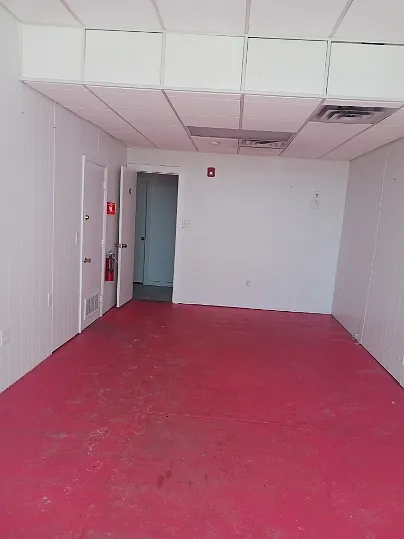 6 South Clinton Street - Store — Photo 1