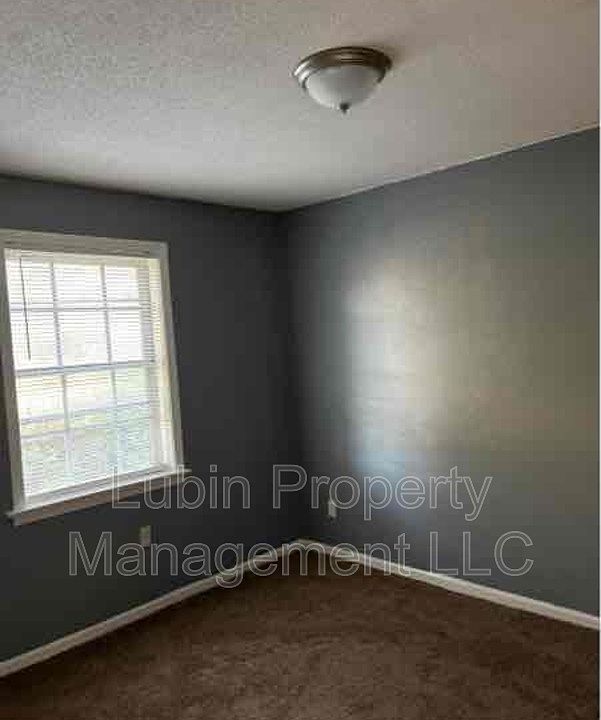 2nd image of 2839 Coach Dr APT 4