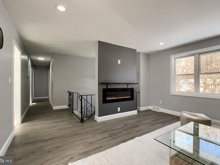 502 Bloomfield Dr — Photo 6