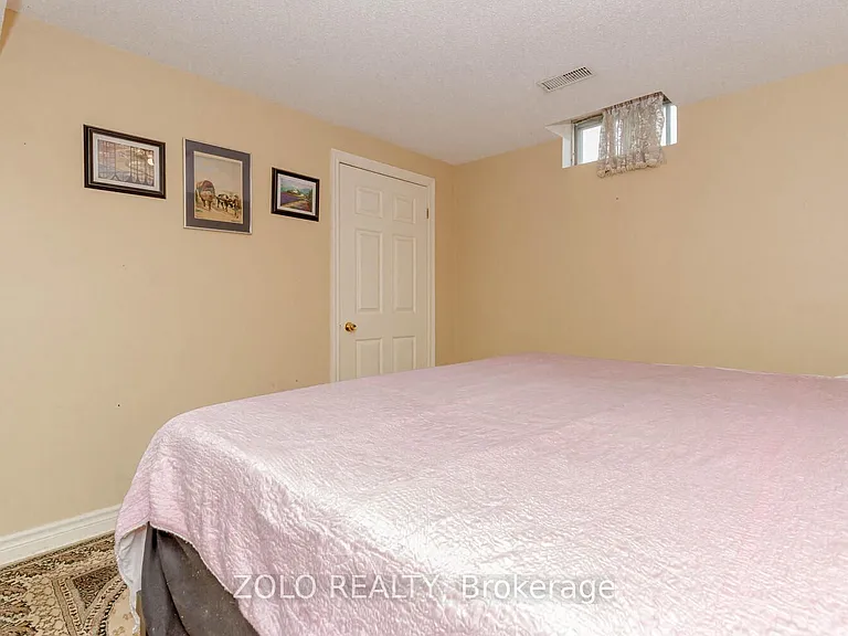 1474 Rosemanor Dr — Photo 15