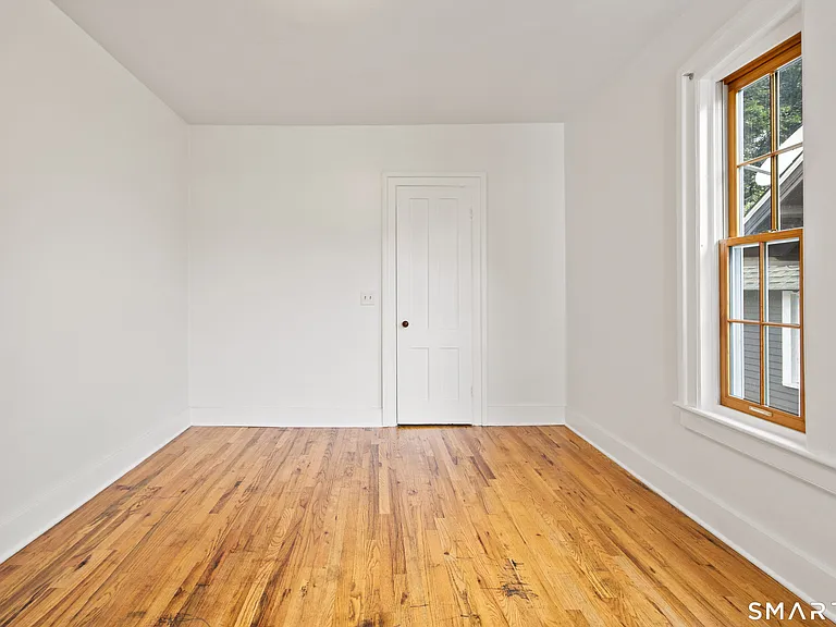 226 Meadow St #2 — Photo 8