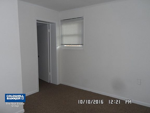 5th image of 108 Sauk Trl