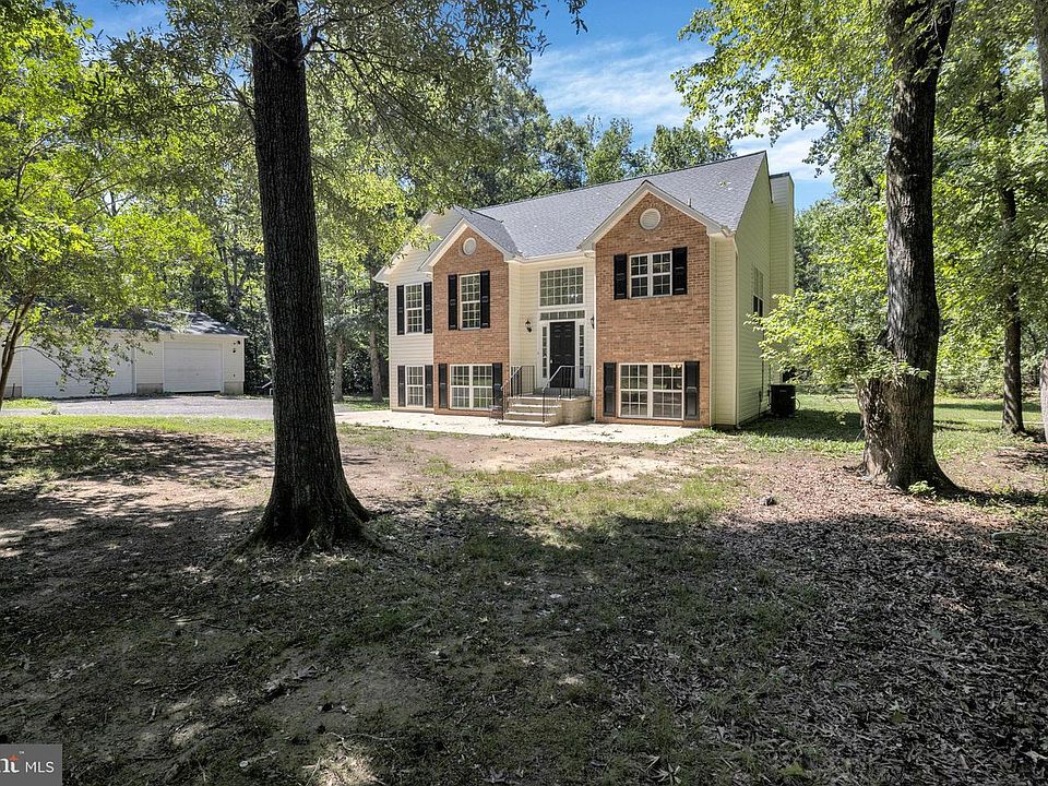 1st image of 2535 Smith Point Rd