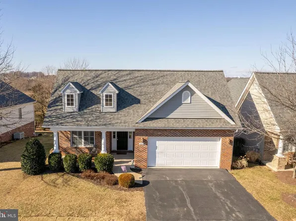 202 Butterscotch Ct, Winchester, VA 22602