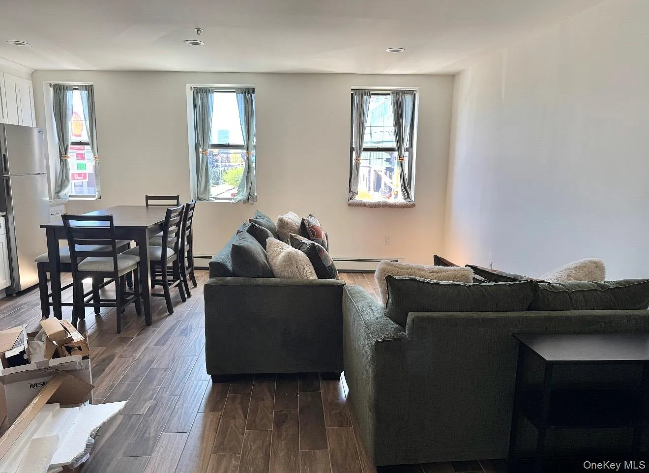 1 bed, 1.0 bath, 900 sqft, $3,000 — Photo 3