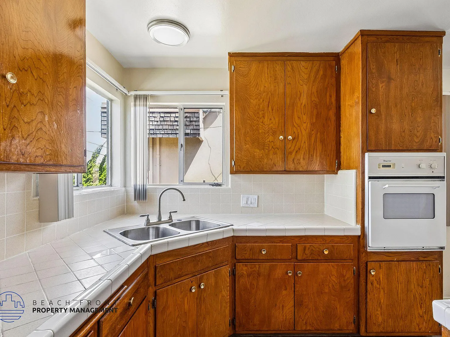 1010 Larch St. — Photo 2
