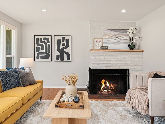5th image of 14025 23rd Avenue NE