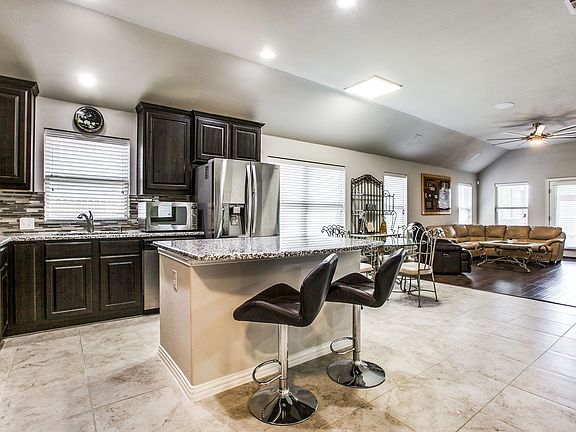 5713-petunia-ln-rowlett-tx-High-Res-5.jpg