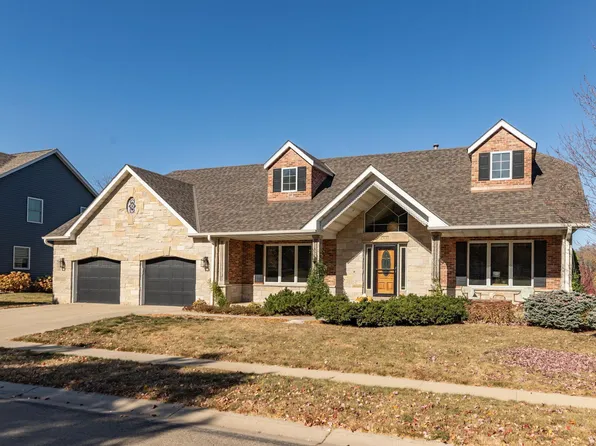 3011 Mayowood Common Cir SW, Rochester, MN 55902