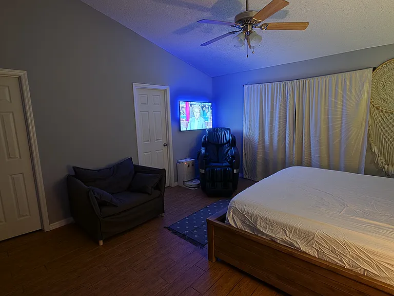 12954 Forestedge Cir — Photo 10