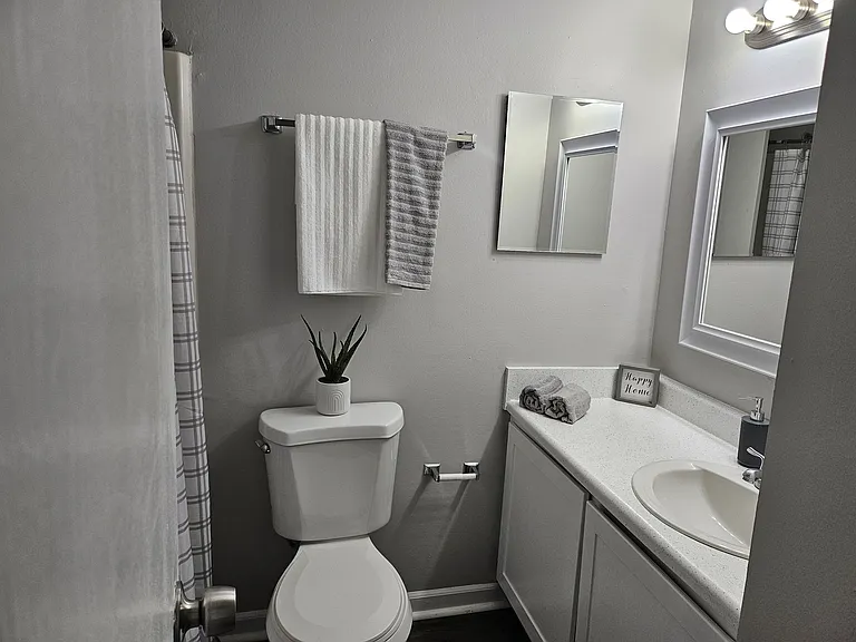 Secor Flats — Photo 1