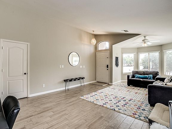5th image of 28830 N Gold Ln