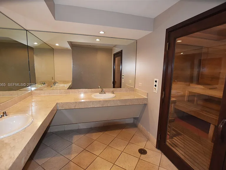 801 Brickell Key Blvd #1209 — Photo 36