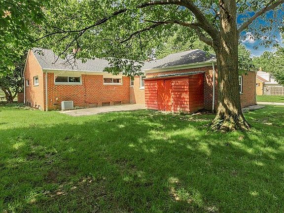 3rd image of 5751 Alberta Dr