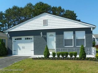 101 Prince Charles Dr, Toms River, NJ 08757