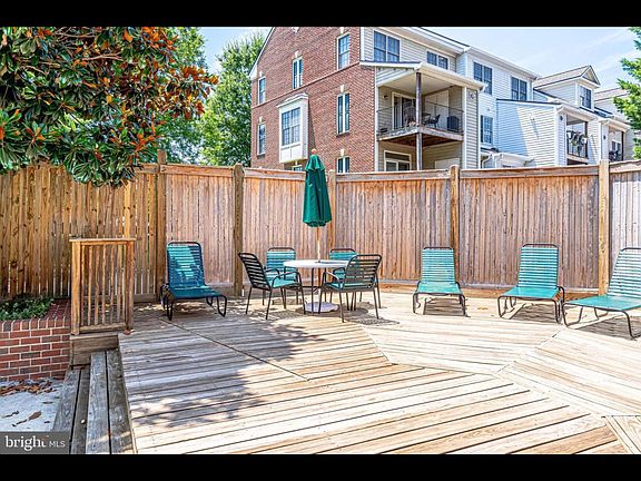 5th image of 1706 W Abingdon Dr APT 201