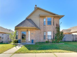 1414 SW 23rd St, Moore, OK 73170