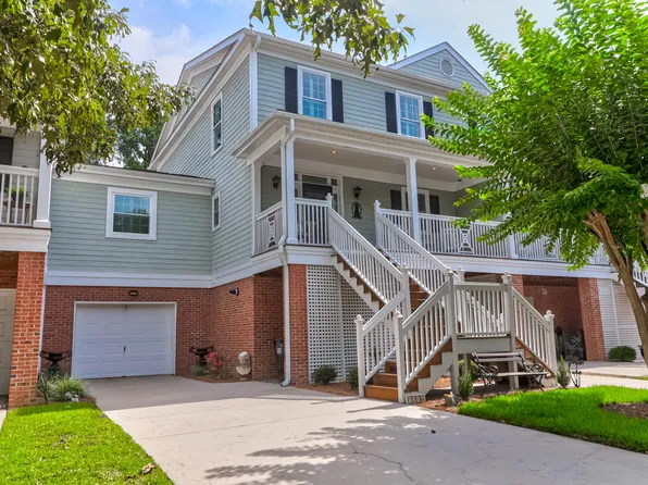 5256 7th Green Dr, Hollywood, SC 29449