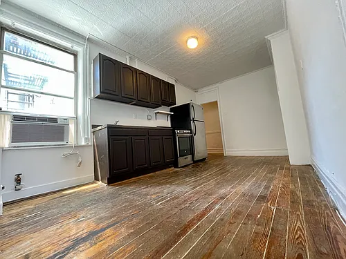 191 Grand St #20 Photo 1 191 Grand St #20 Photo 1