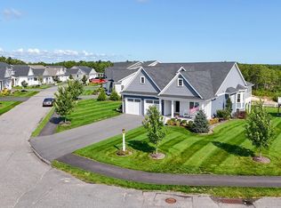 45 Pebble Beach Dr, Plymouth, MA 02360