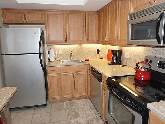 5th image of 5220 Brittany Dr S APT 402