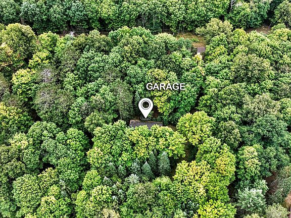 5th image of 6244 Lakeshore Rd