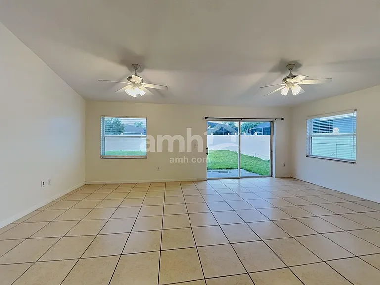 412 Fieldstream West Blvd — Photo 5