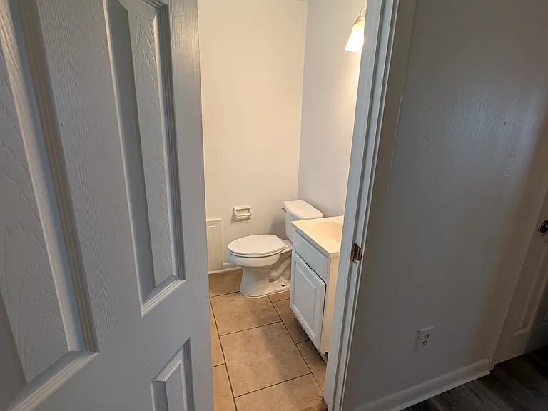 917 E Ocean View Ave #A — Photo 7