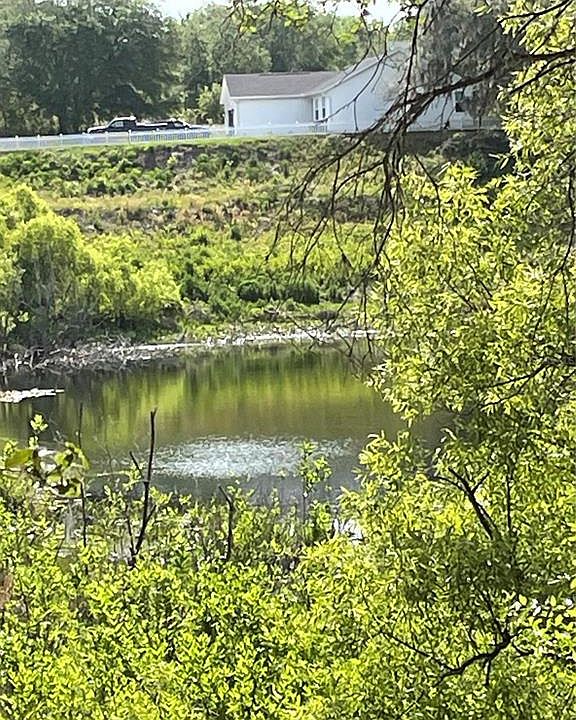 1st image of Redbud Rd