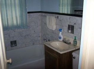 1202 Sunset Blvd, Shenandoah, IA 51601